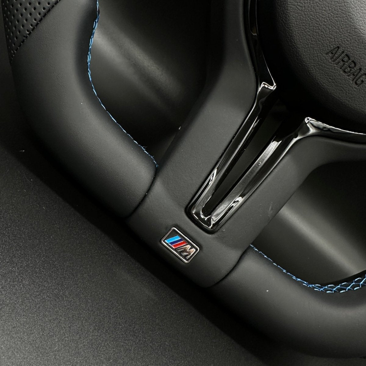 BMW M Lenkrad Abgeflacht Leder inkl. Airbag - BlackForest Autos